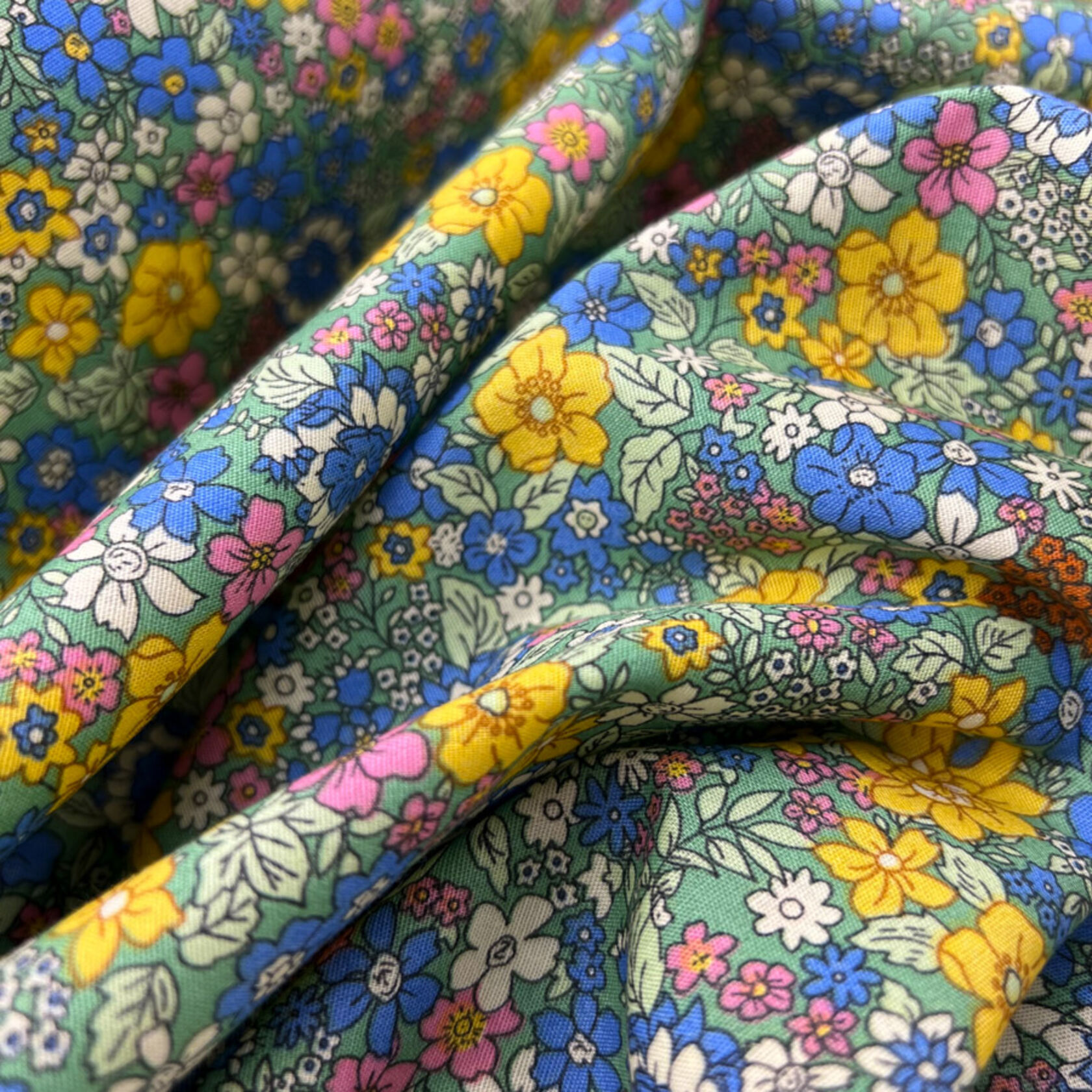 Ditsy Floral Cotton - Multicolor
