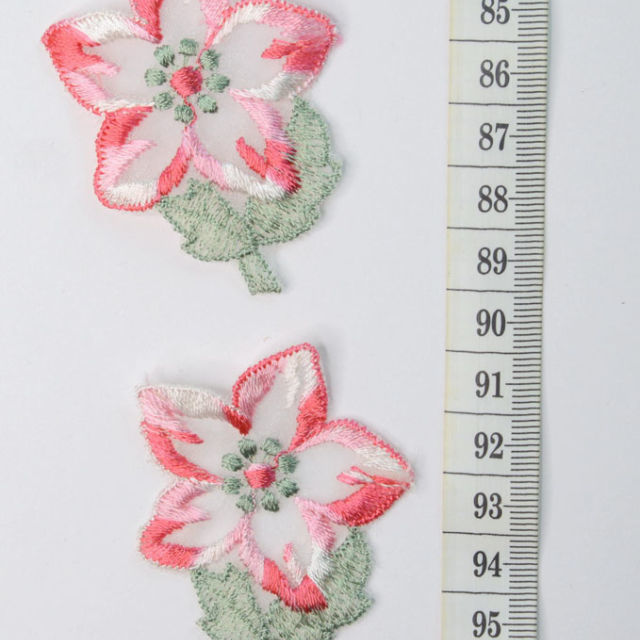 Little Pink Flowers, Flower Patches, Iron on Patch, Flower Patch, Pink  Flower, Pink Patch, Flower Patch, Embroidery Patch, Felt Patch 