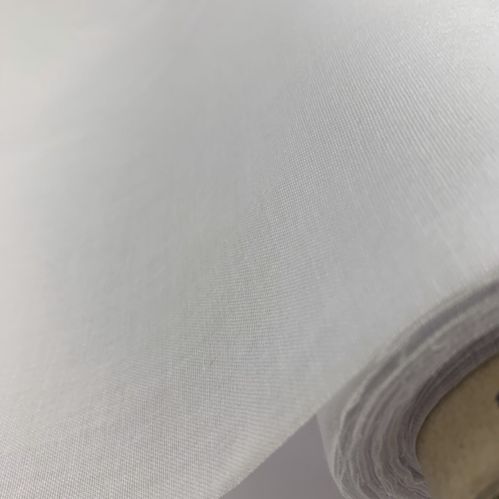 Light-Weight Cotton Muslin Sew-In Interfacing 48 x 5 yds. Natural