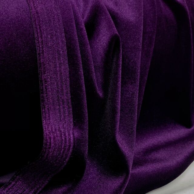 Deep Red Stretch Velvet – Purpleseamstress Fabric